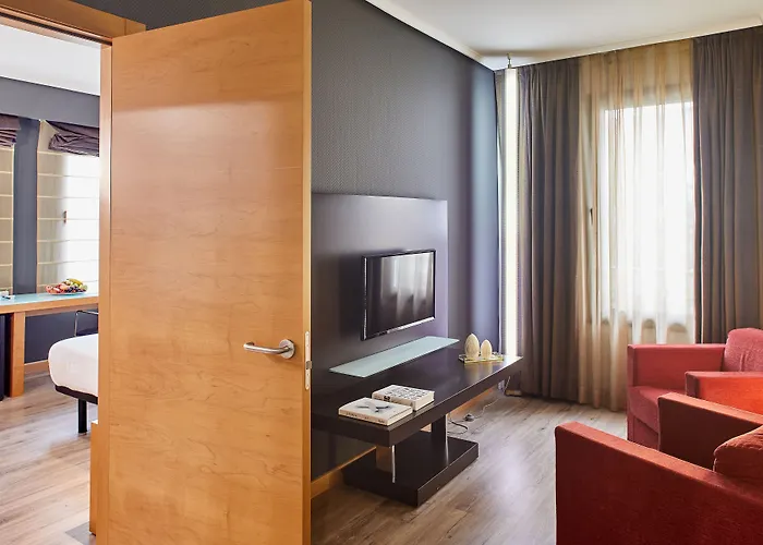 Ξενοδοχείο Indautxu 4*