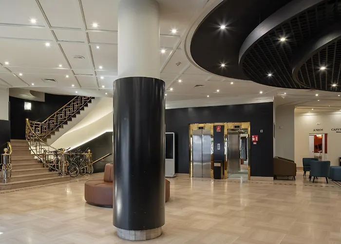 Ξενοδοχείο Indautxu 4*