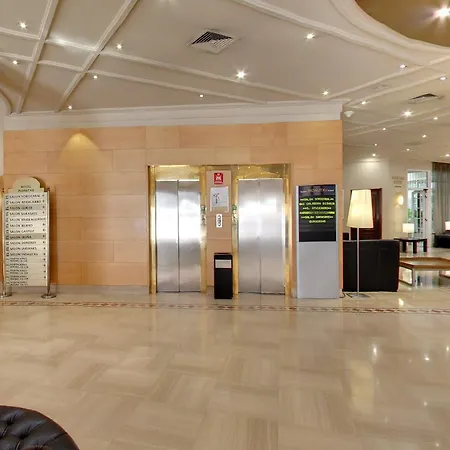 Готель Silken Indautxu 4*