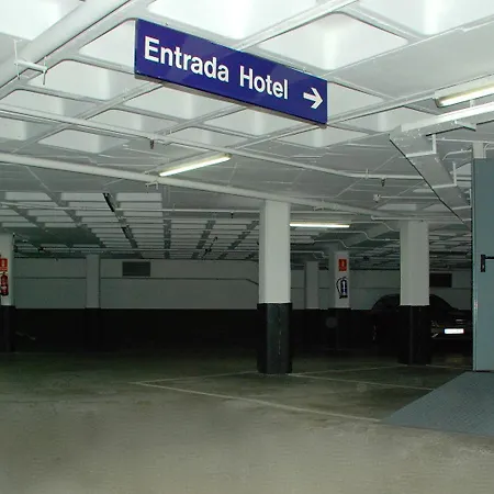 Indautxu Отель Бильбао