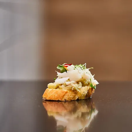 Отель Indautxu Бильбао